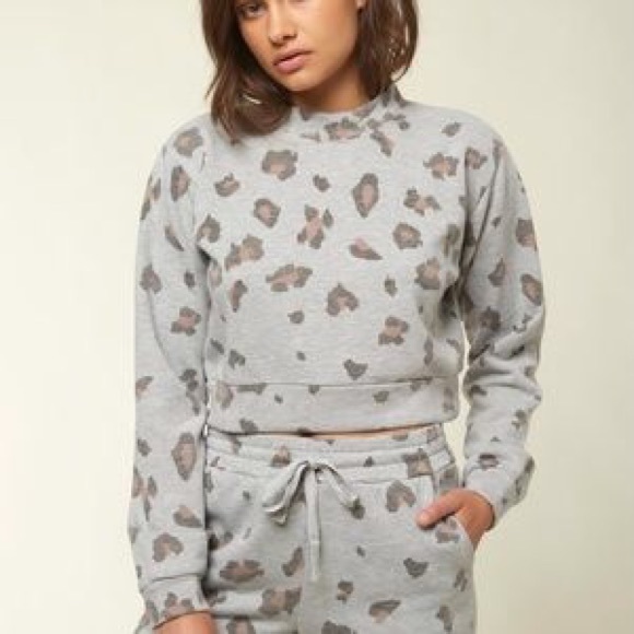 🌴🌼O’Neill- NOVIE CROPED SWEATER🌼🌴 - Picture 6 of 10